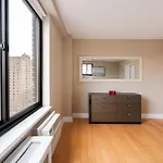 Luxury 3 Beds By Central Park