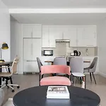 Apartment Uws 2br W Elevator Doorman Gym Nr Park Nyc-952 New York