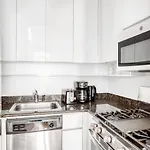 Sutton Place 2br W Gym Pool Nr Rockefeller Nyc-516 * New York