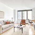 Sutton Place 2br W Gym Pool Nr Rockefeller Nyc-516 Apartment