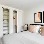 Ues 2Br W Wd Elevator Nr Bloomingdales Nyc-873