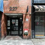 Ues 2Br W Wd Elevator Nr Bloomingdales Nyc-873