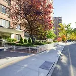 Uws 2Br W Elevator Doorman Gym Nr Central Park Nyc-1001
