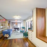 Ues 2br W Wd Gym Doorman Nr Cooper Hewitt Nyc-1117 *
