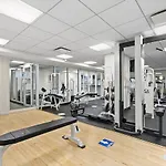 Sutton Place 2br W Gym Pool Nr Rockefeller Nyc-516 New York