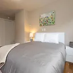 Furnished 3Br Apartment At Upper East Side