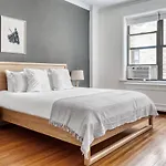 Uws 1br W Open Kitchen Doorman Gym Nyc-166 *