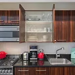 Fidi Studio W Residents Bar Golf Simulator Gym Nyc-271