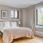 Uws 2Br W Doorman Nr 123 Subway Nyc-812