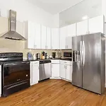 Luxurious 3 Bedroom Soho