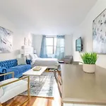 Furnished Studio In Upper East Side