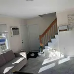 Entire 3Bdr Home W/Parking, Backyard, Firepit, Bbq