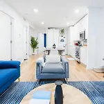 13-1 I Brand New Luxury 2Br Prime Union Square