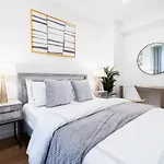 13-1 I Brand New Luxury 2Br Prime Union Square
