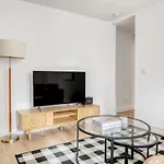 Apartment Midtown East 1br W Doorman Nr Grand Nyc-1170 New York