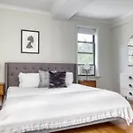 Apartment Upper W Side 1br W Gym By Lincoln Sq Nyc-331 *
