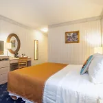 Flushing Central Hotel 88