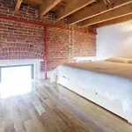 Habitat 101brooklyn Apartment New York