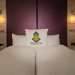 Staypineapple, An Artful Hotel, Midtown New York