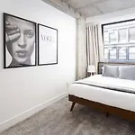Stunning 2Bd Penthouse In Chelsea W Washer And Dryer