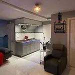 Brooklyn Luxury Spring Retreat With Private Outdoor Space Apartment