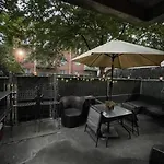 Apartment Brooklyn Luxury Spring Retreat With Private Outdoor Space