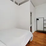 Comfortable 2 Bedroom In Midtown!!