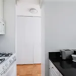 Elegant 2 Bedroom Apartment At Columbus Circle