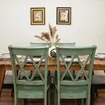 Marvelous 3Br In Nyc!