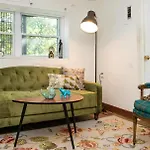 Marvelous 3Br In Nyc!