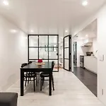 Modern Stay With 30 Min To City Downtown On #4 Line