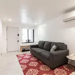 Modern Stay With 30 Min To City Downtown On #4 Line