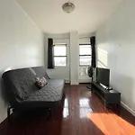 2Br Elevator Apt 10Min To Lga Airport 1Min To Train!