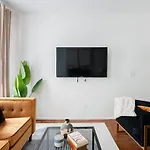 1288-3Rn New Renovated 1 Bedroom In Ues