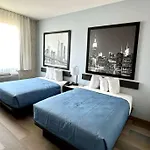 Se Brooklyn Penn Ave