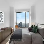 The Ralph Lane Ave Guest House In Brooklyn