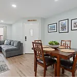 Pilla And Villa Guest House On 18 St Brooklyn Ny
