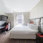 Hotel Courtyard By Marriott Manhattan/herald Square