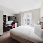 Courtyard By Marriott Manhattan/herald Square Hotel