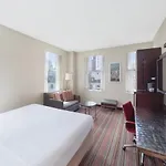 Courtyard By Marriott Manhattan/herald Square New York