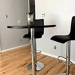 2 Relaxing Room