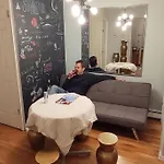 Homestay Private In 4 Bedroom Ground Near Subway