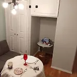 Private In 4 Bedroom Ground Near Subway *
