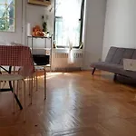 Homestay Comfy At Great Townhouse In Williamsburg New York