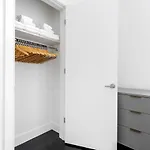 Midtown 2Br W Roofdeck Doorman Nr Central Park Nyc-1247