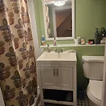 Tidy Queens Apartment