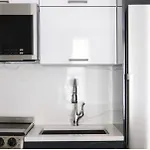 1597-7 Luxury Upper East Studio W&D In Unit