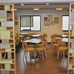 Hotel Ramada By Wyndham Staten Island 3*