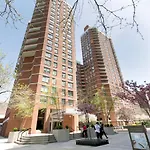 Kips Bay 1Br W Elevator Doorman Nr Hospitals Nyc-1273