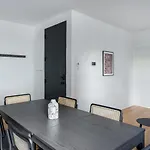 Apartment Modern Three Bedroom Brooklyn Condo-hotel New York